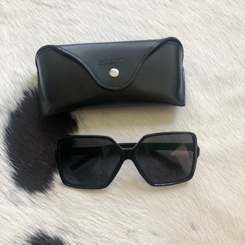 Shein Black Oversized Sunglasses